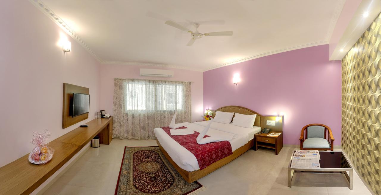 Jyothis Residency Hotel Kolluru Buitenkant foto