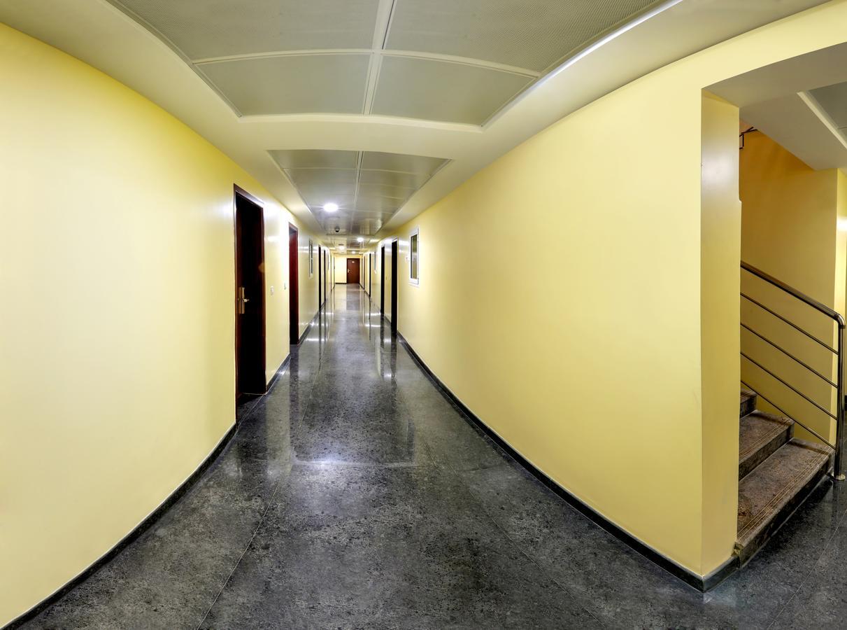Jyothis Residency Hotel Kolluru Buitenkant foto